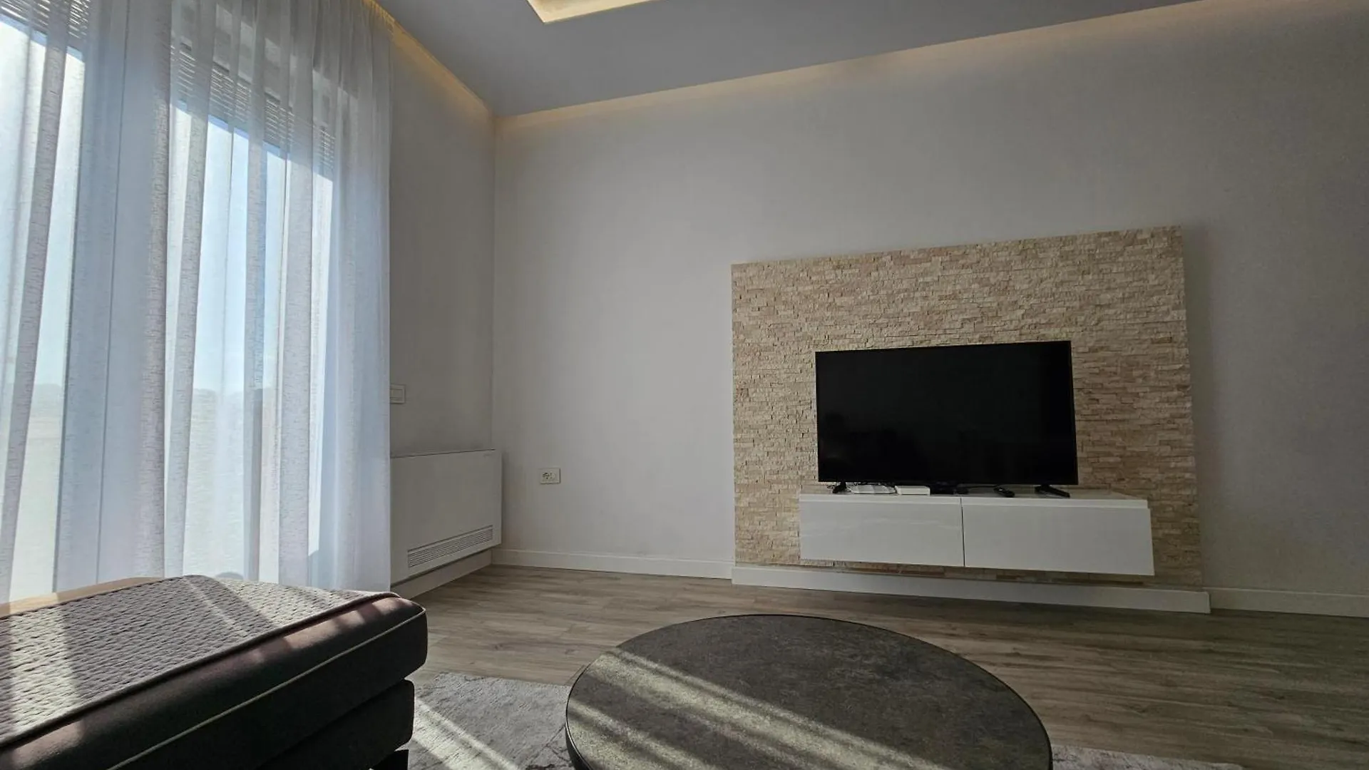 Pyramid Apartment Tirana